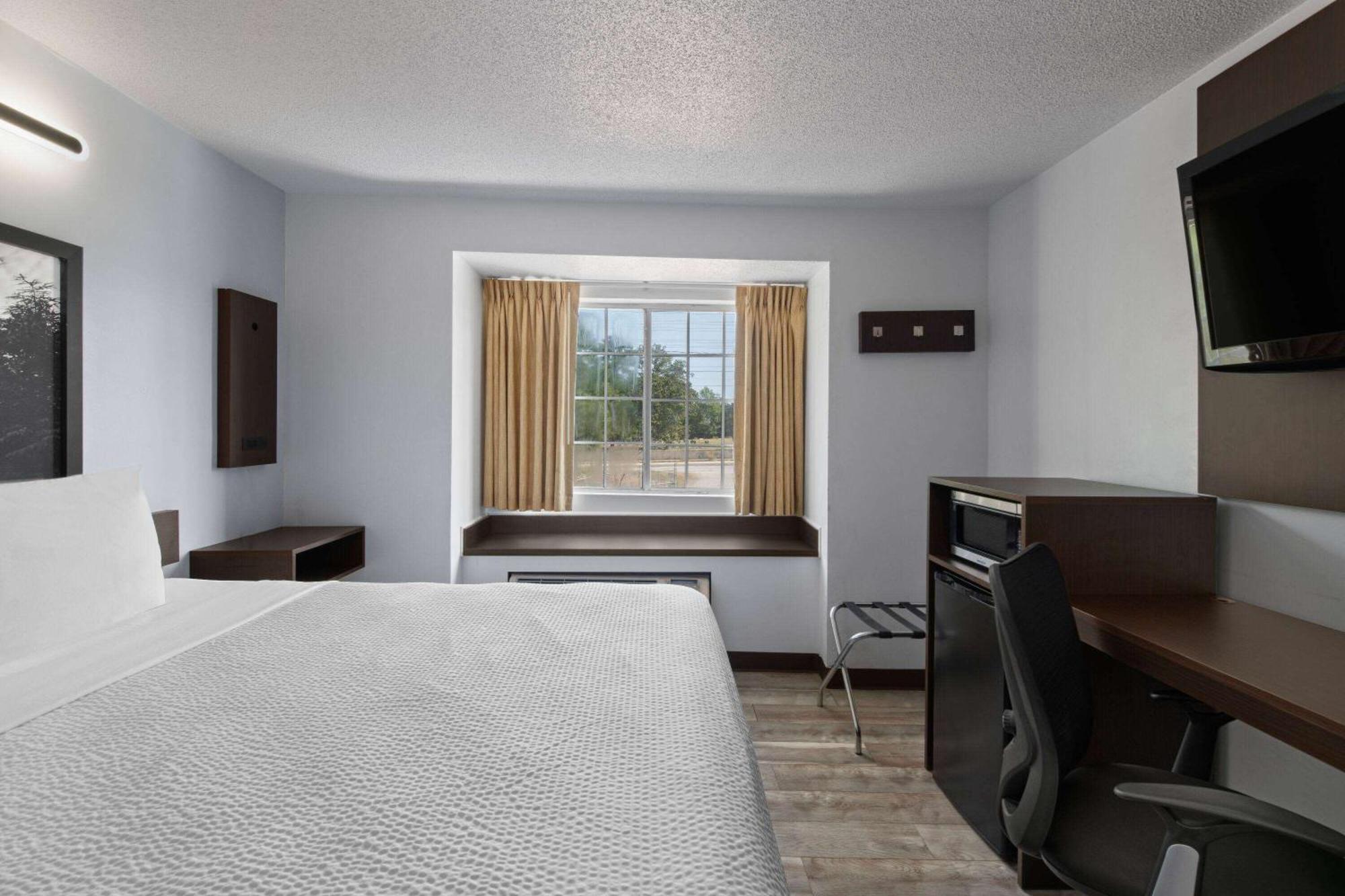 Hotel Super 8 By Wyndham Harbison/Parkridge Hospital à Columbia Extérieur photo