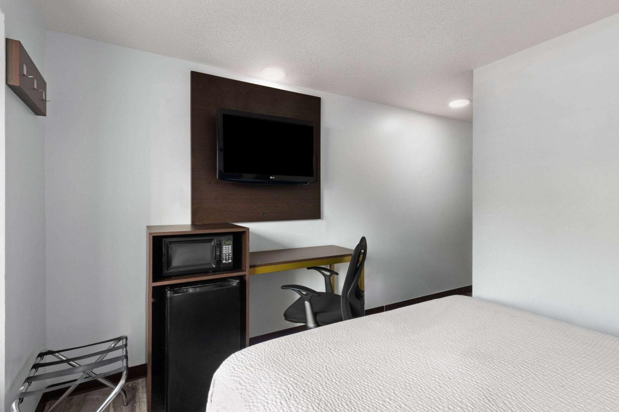 Hotel Super 8 By Wyndham Harbison/Parkridge Hospital à Columbia Extérieur photo